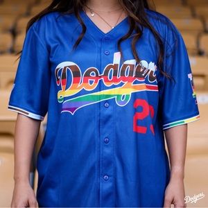 DODGERS Pride Night 2023 Jersey *NWT*